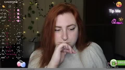 Snapshot of aliciaaared_kis chatting on March 2026 06:28:02 AM Alicia online show from March 2026 06:28:02 AM