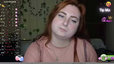 Snapshot of aliciaaared_kis chatting on March 2026 07:30:02 AM Alicia online show from March 2026 07:30:02 AM