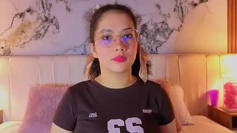 Snapshot of alicialevy chatting on February 2026 11:59:01 AM LUNA online show from February 2026 11:59:01 AM