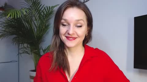 Snapshot of alicialux chatting on January 2025 08:13:02 AM Alicia online show from January 2025 08:13:02 AM