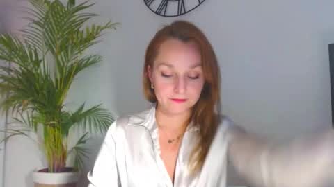Alicia online show from November 2025 02:18:01 PM