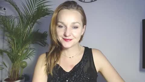 Alicia online show from December 2025 02:01:02 PM