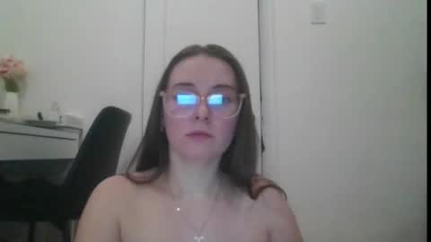 alicjateenpolish online show from May 2026 04:21:02 AM