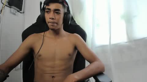 My name is Andrs and Im 18 years old. online show from June 2026 03:04:02 PM
