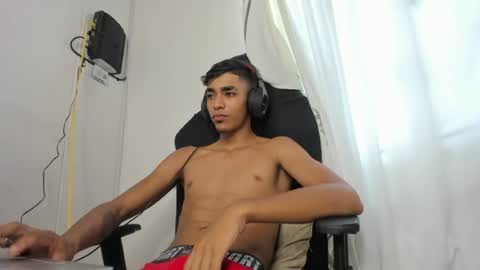 My name is Andrs and Im 18 years old. online show from June 2026 02:58:01 PM