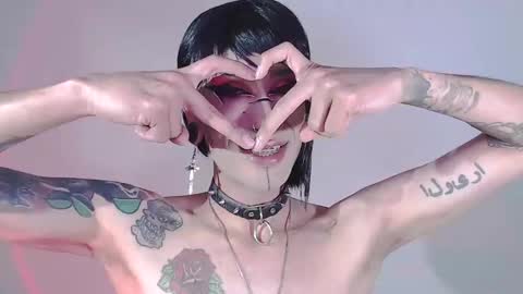     online show from December 2024 08:43:02 AM