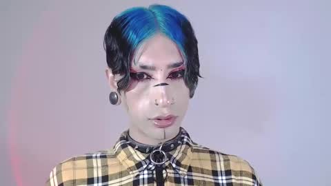     online show from January 2025 05:51:01 AM