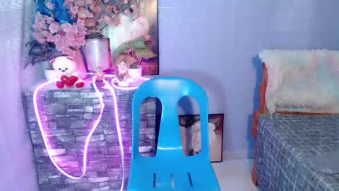 aliexagrey online show from May 2026 10:01:02 AM