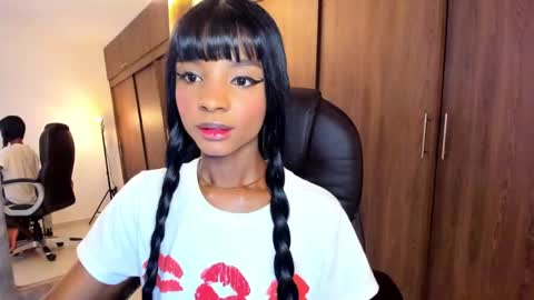 Snapshot of alika_houston chatting on March 2025 04:24:01 AM IG Alik nasso online show from March 2025 04:24:01 AM