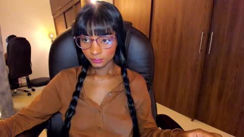 Snapshot of alika_houston chatting on October 2025 05:15:01 AM IG Alik nasso online show from October 2025 05:15:01 AM