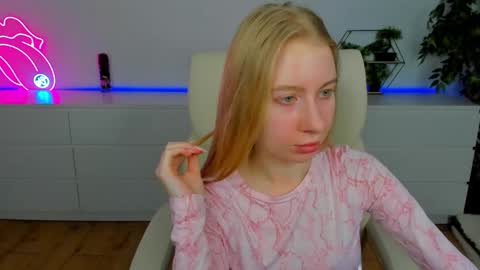 Alina online show from March 2026 06:54:01 AM