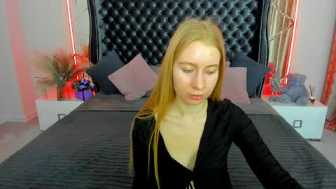 Alina online show from April 2026 01:41:02 PM