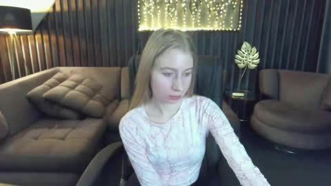 Alina online show from April 2026 06:20:01 AM