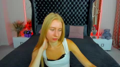 Alina online show from August 2026 06:04:01 AM