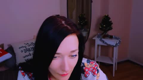 Alina online show from December 2024 02:26:02 PM