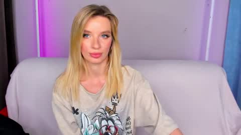 Alina online show from June 2026 02:53:01 AM