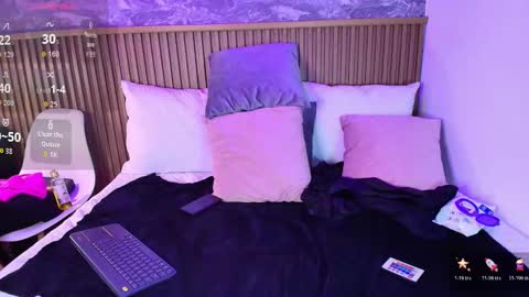 Snapshot of alina_sauvage_ chatting on February 2026 08:04:01 PM alina online show from February 2026 08:04:01 PM