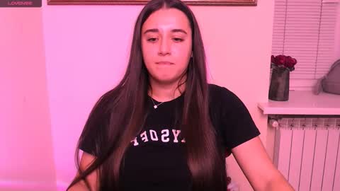 Alina online show from November 2025 09:25:01 AM