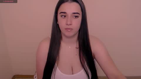 Snapshot of alinaasti_ chatting on March 2026 08:08:01 AM Alina online show from March 2026 08:08:01 AM