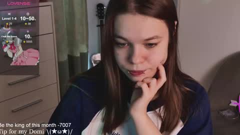 Snapshot of alinabae chatting on March 2025 01:29:02 PM Alina and Ben online show from March 2025 01:29:02 PM