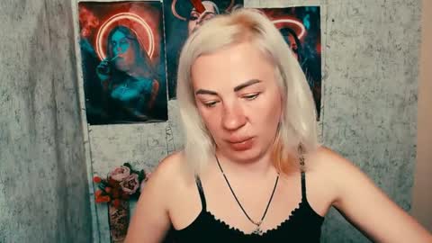 Alina online show from May 2026 04:07:02 AM