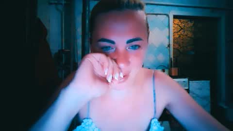 Alina online show from June 2026 07:28:01 PM