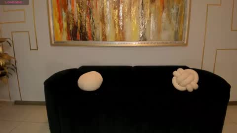 alinakravitz_ online show from October 2025 11:30:01 AM