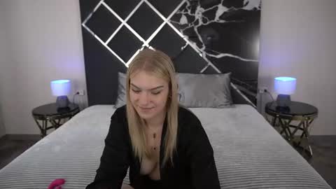 Snapshot of alinalemon chatting on June 2026 05:38:02 AM Alina online show from June 2026 05:38:02 AM