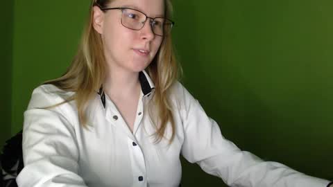 alinasei online show from May 2026 12:55:02 PM