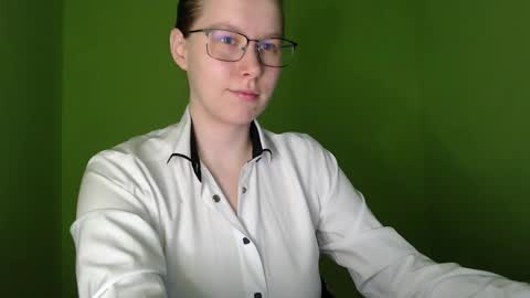 alinasei online show from May 2026 01:05:02 PM