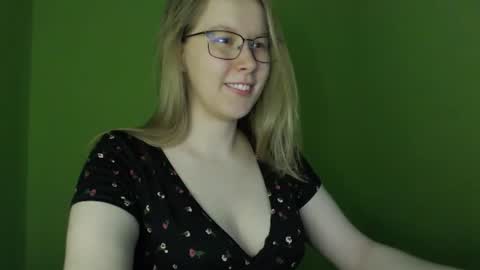 alinasei online show from June 2026 06:05:01 AM