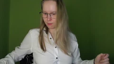 alinasei online show from June 2026 12:13:02 PM