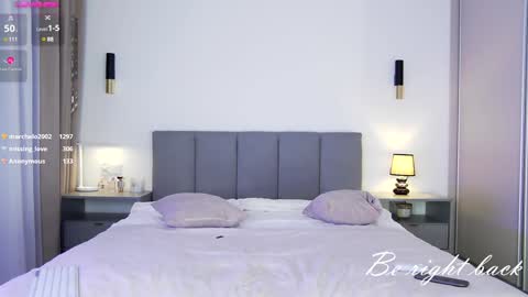 Snapshot of alis_molli chatting on December 2024 05:58:02 PM Alisa but you can call me Molli online show from December 2024 05:58:02 PM