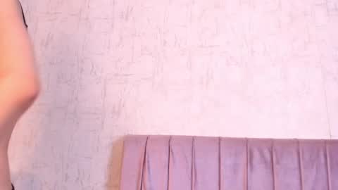 Alis Roze online show from July 2026 08:38:01 PM