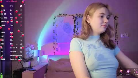 Snapshot of alisa_lesly chatting on July 2026 01:08:02 AM Alisa GMT2 Wen - Sun 10 AM - 4 PM except Monday and Tuesday online show from July 2026 01:08:02 AM