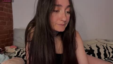 Snapshot of alisaacoy chatting on September 2025 09:07:02 PM alisa online show from September 2025 09:07:02 PM