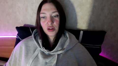 alisaadoll online show from May 2026 12:56:01 PM