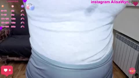 alisawyn online show from September 2025 12:06:01 PM