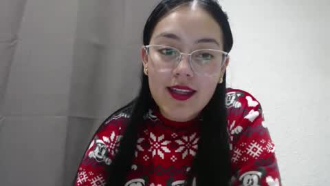 alisha_9997 online show from November 2025 07:05:02 PM