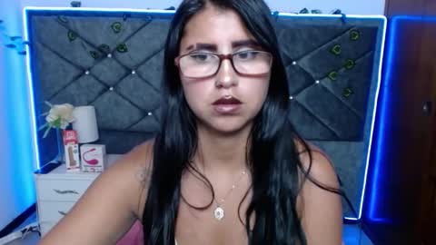 alisha_gamskar13 online show from April 2026 09:39:33 PM