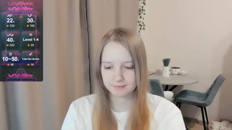 Alya online show from October 2025 10:18:02 PM