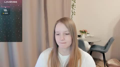 Alya online show from December 2025 07:53:02 PM