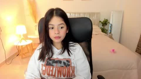 alisha_master online show from March 2025 01:05:01 AM
