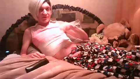 Snapshot of alishaluv chatting on November 2025 01:29:02 AM Alisha online show from November 2025 01:29:02 AM