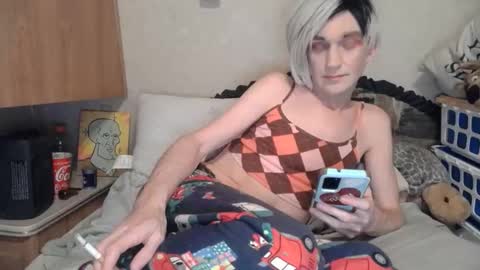 Snapshot of alishaluv chatting on May 2026 03:44:01 AM Alisha online show from May 2026 03:44:01 AM