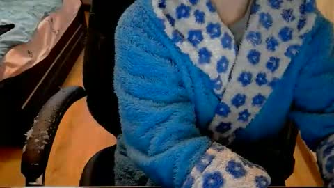 Snapshot of alisia18 chatting on February 2026 02:35:01 PM Alisa online show from February 2026 02:35:01 PM