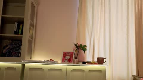 Alisia online show from February 2026 08:35:01 AM