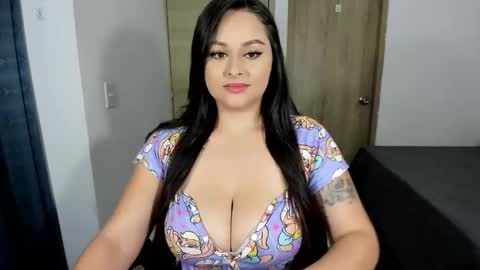 alisia online show from December 2025 10:08:02 PM