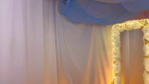 Snapshot of alisia_spinnet chatting on January 2025 07:15:01 AM Alisia online show from January 2025 07:15:01 AM