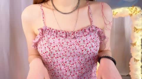 Snapshot of alisia_spinnet chatting on January 2025 10:11:01 AM Alisia online show from January 2025 10:11:01 AM